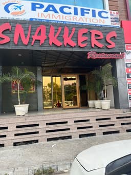 Quick Bites Near Me – Bathinda | Snakkers Outlet