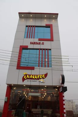 Quick Bites Near Me – Ludhiana Tibba Road | Snakkers Outlet