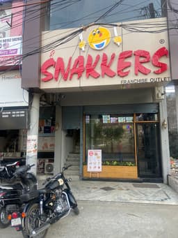 Quick Bites Near Me – Bhawanigarh | Snakkers Outlet